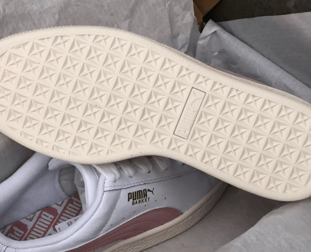 Giày Puma Basket Classic LFS 'White Bridal Rose' 354367-35 - Ảnh 4