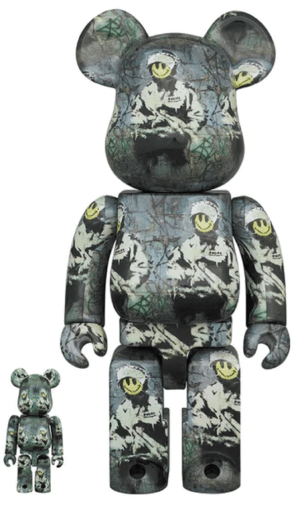 Mô Hình Brandalism Be@rbrick 100% + 400% 'Riot Cop' 99253-RCP-0104