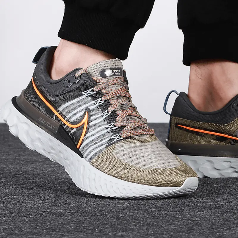 Alternative view of Giày Nike React Infinity Flyknit 2 'Made From Sport' DC4577-001