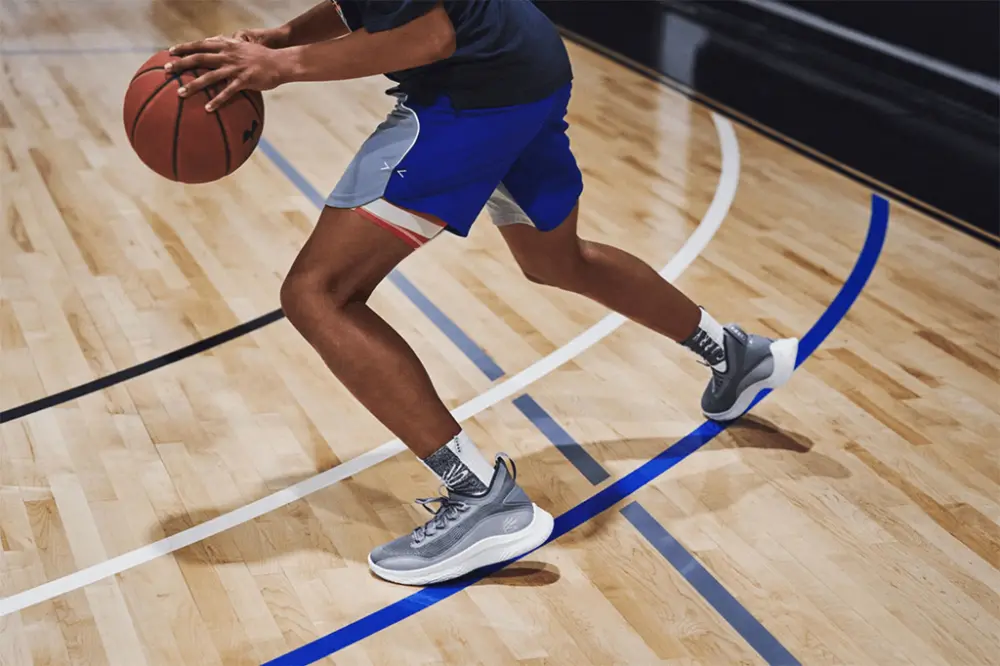 Alternative view of Giày Under Armour Curry Flow 8 'Shine' 3024031-100
