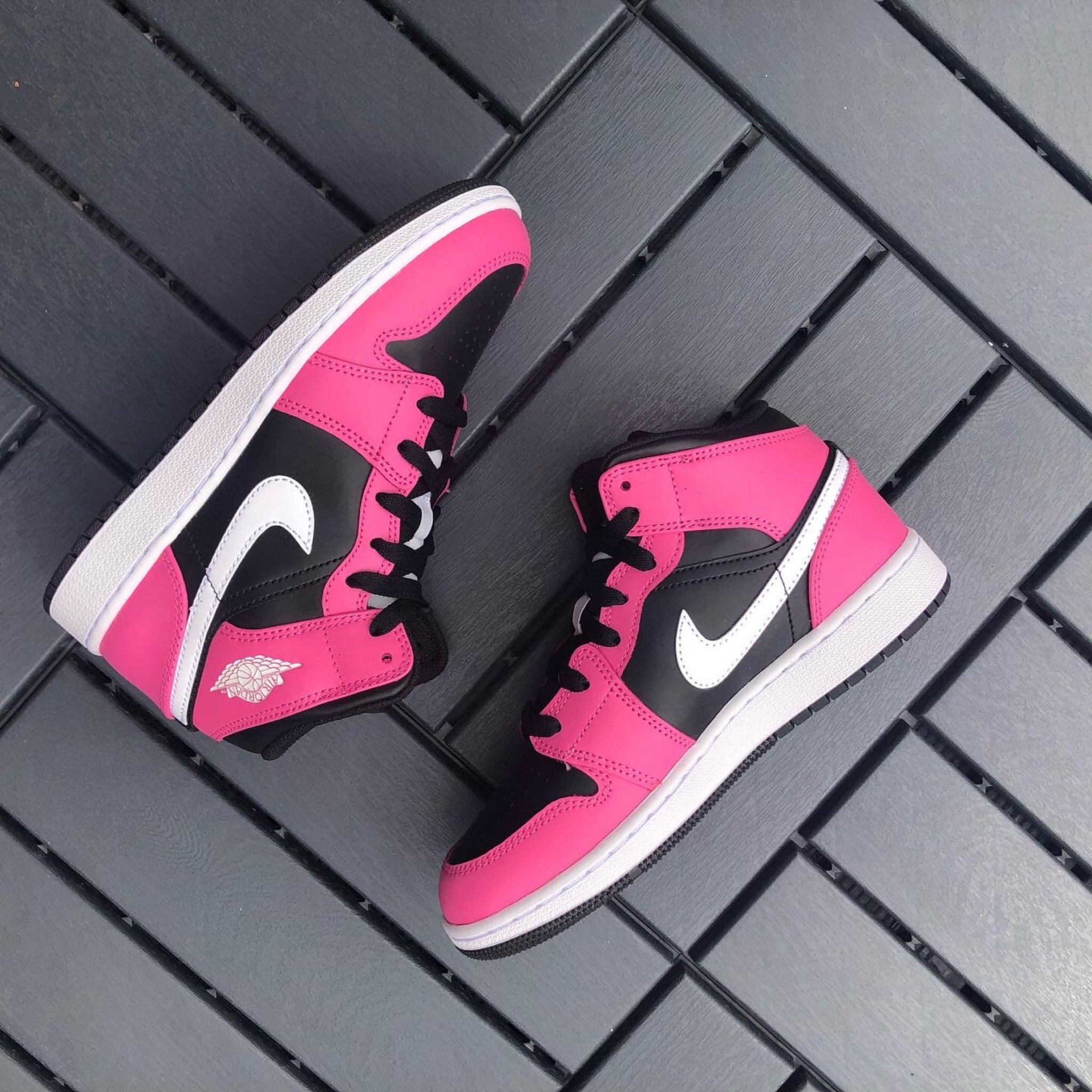 Giày Nike Air Jordan 1 Mid Pinksicle 555112-002 - Ảnh 4