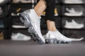 Giày Nike Air VaporMax Flyknit 3 'Reflective Silver' AJ6900-101 - Ảnh 4