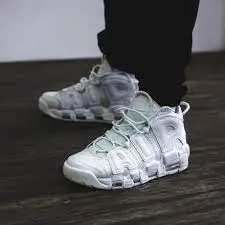 Giày Nike Wmns Air More Uptempo 'Barely Green' 917593-300 - Ảnh 3