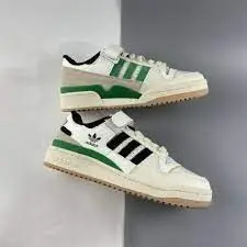 Alternative view of Giày Adidas Originals Forum 84 Low 'Celtics' GX9058