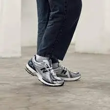 Giày New Balance 1906R 'White Navy Gold' M1906RG - Ảnh 4