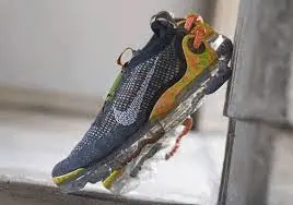 Alternative view of Giày Nike Air VaporMax 2020 Flyknit 'Iron Grey' CJ6740-003