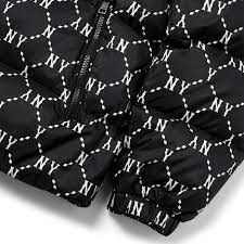 Áo MLB Monogram Diamond Lightweight Short Padded NY Yankees 3ADJM0316-50BKS - Ảnh 4