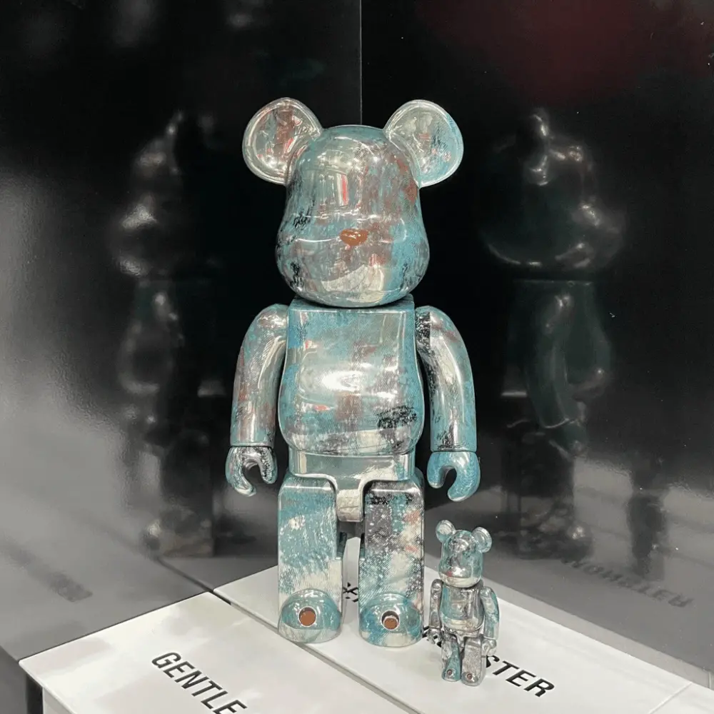 Alternative view of Mô hình Bearbrick Pushead Silver 400% + 100%