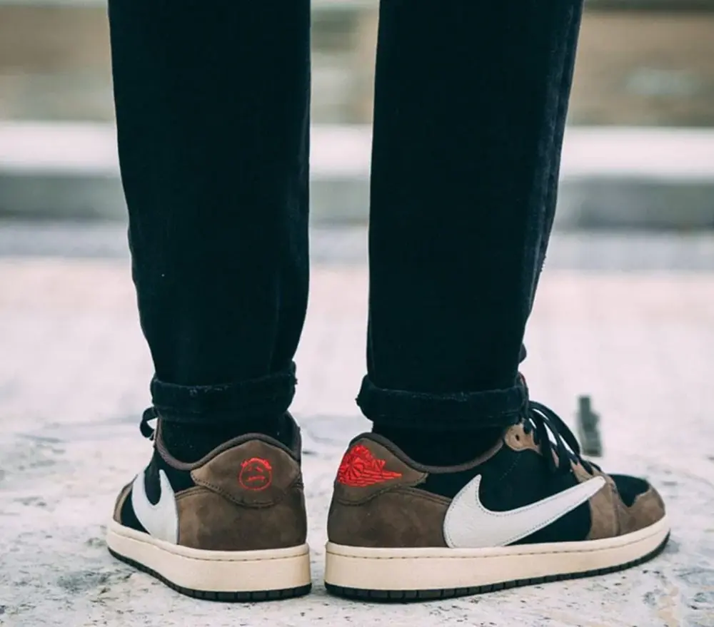Giày Nike Air Jordan 1 Retro Low Travis Scott CQ4277-001 - Ảnh 4