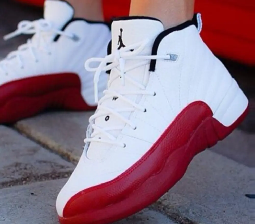 Alternative view of Giày Nike Air Jordan 12 Low Golf 'Cherry' DH4120-161