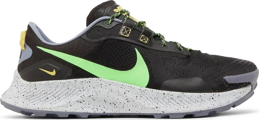 Giày Nike Pegasus Trail 3 'Black Green Strike' DA8697-004