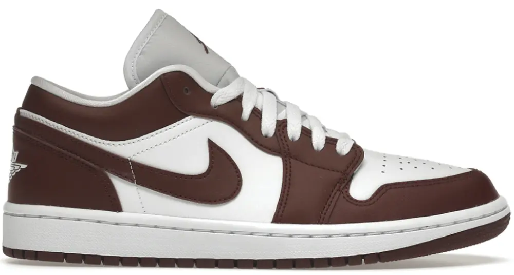 Giày Nike Air Jordan 1 Low Gets A Familiar 'Team Red' Look DC0774-116