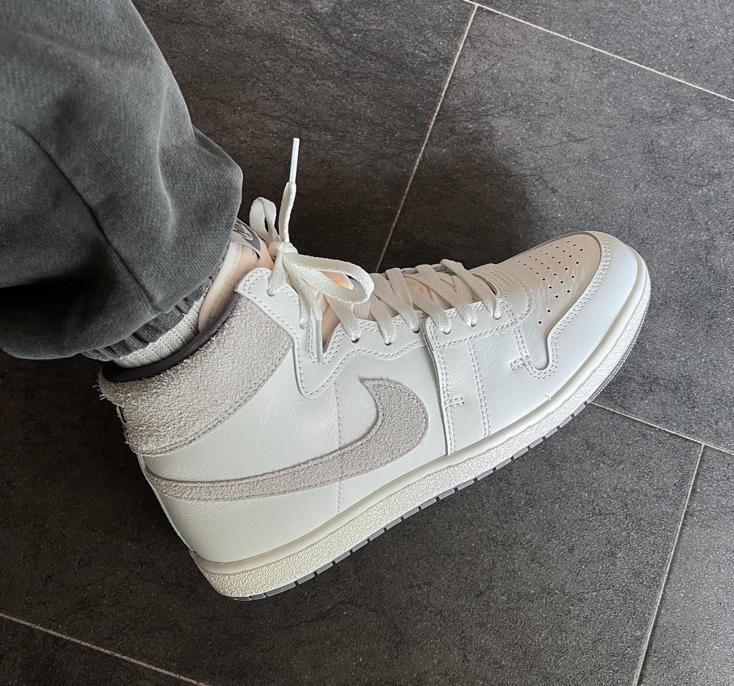 Giày Nike Jordan Air Ship PE SP 'Tech Grey' DZ3497-100 - Ảnh 8