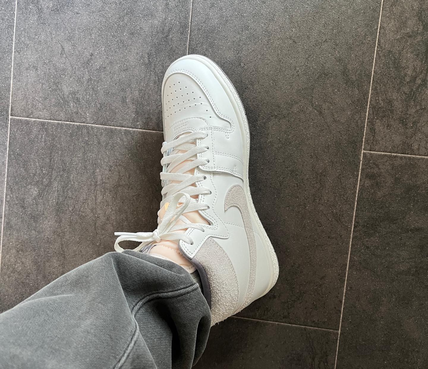 Giày Nike Jordan Air Ship PE SP 'Tech Grey' DZ3497-100 - Ảnh 6