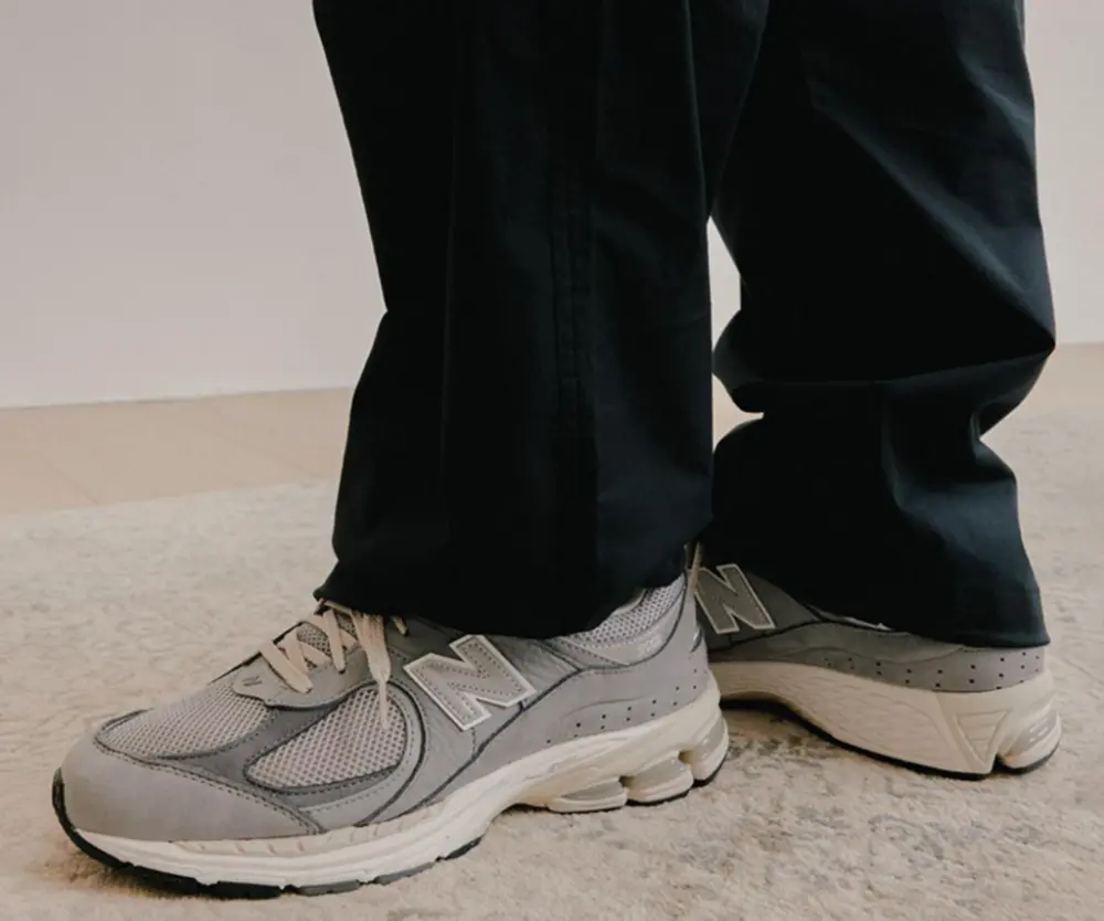 Alternative view of Giày New Balance 2002R ‘Shadow grey’ M2002RNM