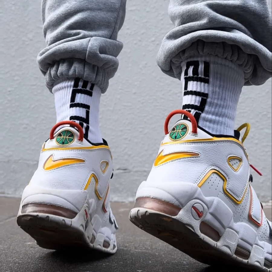 Giày Nike Air More Uptempo GS 'Rosewell Raygun' DD9282-100 - Ảnh 2