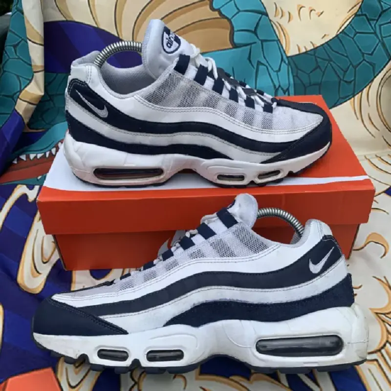 Giày Nike Air Max 95 Essential 'White Navy' CI3705-400 - Ảnh 3