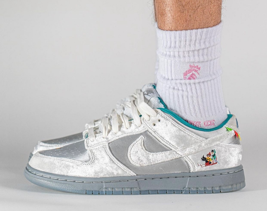 Giày Nike Wmns Dunk Low 'Ice' DO2326-001 - Ảnh 3
