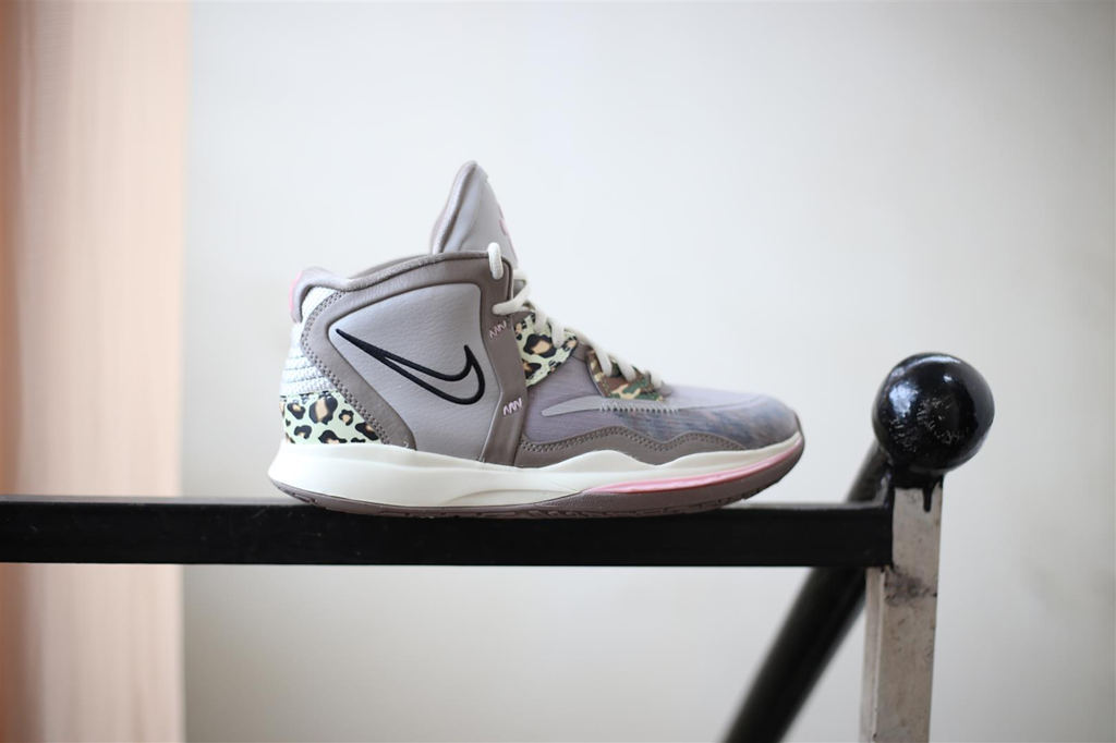 Giày Nike Kyrie Infinity GS 'Leopard Camo' DD0334-006 - Ảnh 3