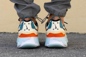 Alternative view of Giày Nike React Live 'Schematic' DJ5206-103