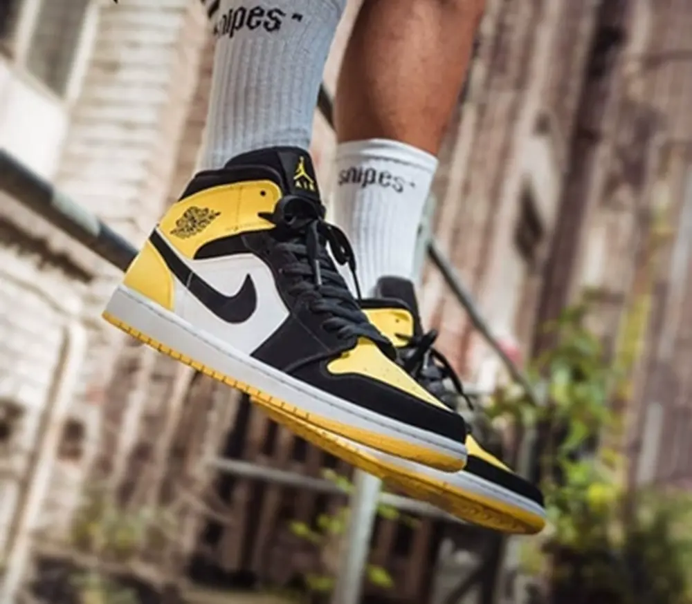 Giày Nike Air Jordan 1 Mid Yellow Toe 852542-071 - Ảnh 3