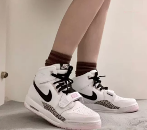 Alternative view of Giày Nike Jordan Legacy 312 GS 'White Black Pink Foam' AT4040-106