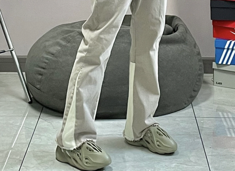 Giày Adidas Yeezy Foam Runner 'Stone Salt' GV6840 - Ảnh 3