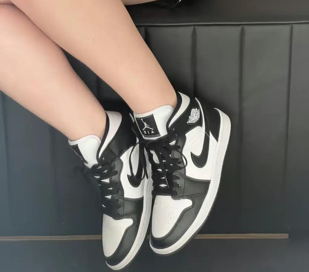 Giày Nike Air Jordan 1 Mid “Panda” DV0991-101 - Ảnh 4
