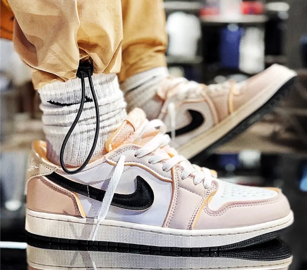 Alternative view of Giày Nike Air Jordan 1 Retro Low OG EX 'Coconut Milk' DV0982-100
