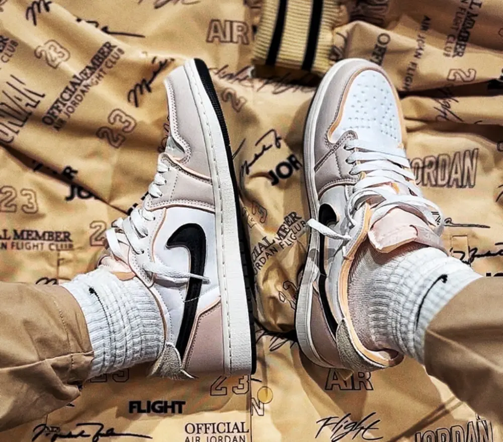 Giày Nike Air Jordan 1 Retro Low OG EX 'Coconut Milk' DV0982-100 - Ảnh 3