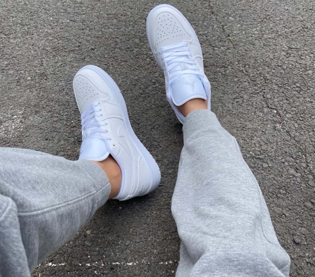 Giày Nike Jordan 1 Low Triple White 553558-136 - Ảnh 5