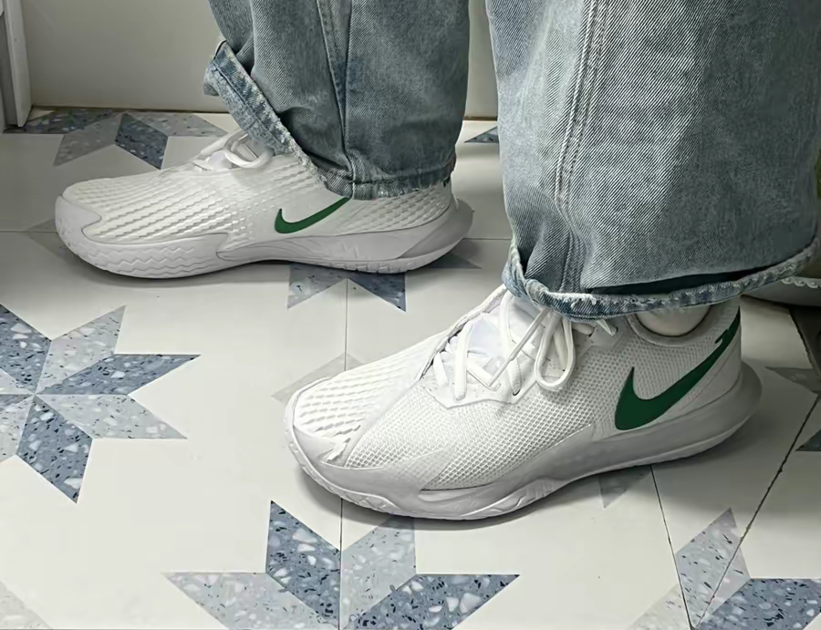 Alternative view of Giày Nike Court Zoom Vapor Cage 4 Rafa 'White' DD1579-103