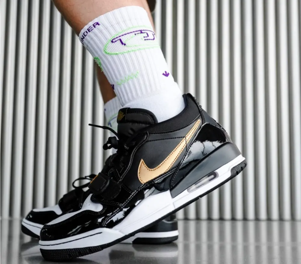 Giày Nike Jordan Legacy 312 Low 'Black Metallic Gold' CD7069-071 - Ảnh 4