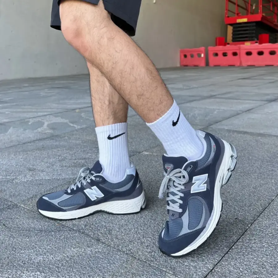 Giày New Balance 2002R 'Eclipse Raincloud' M2002RSF - Ảnh 3