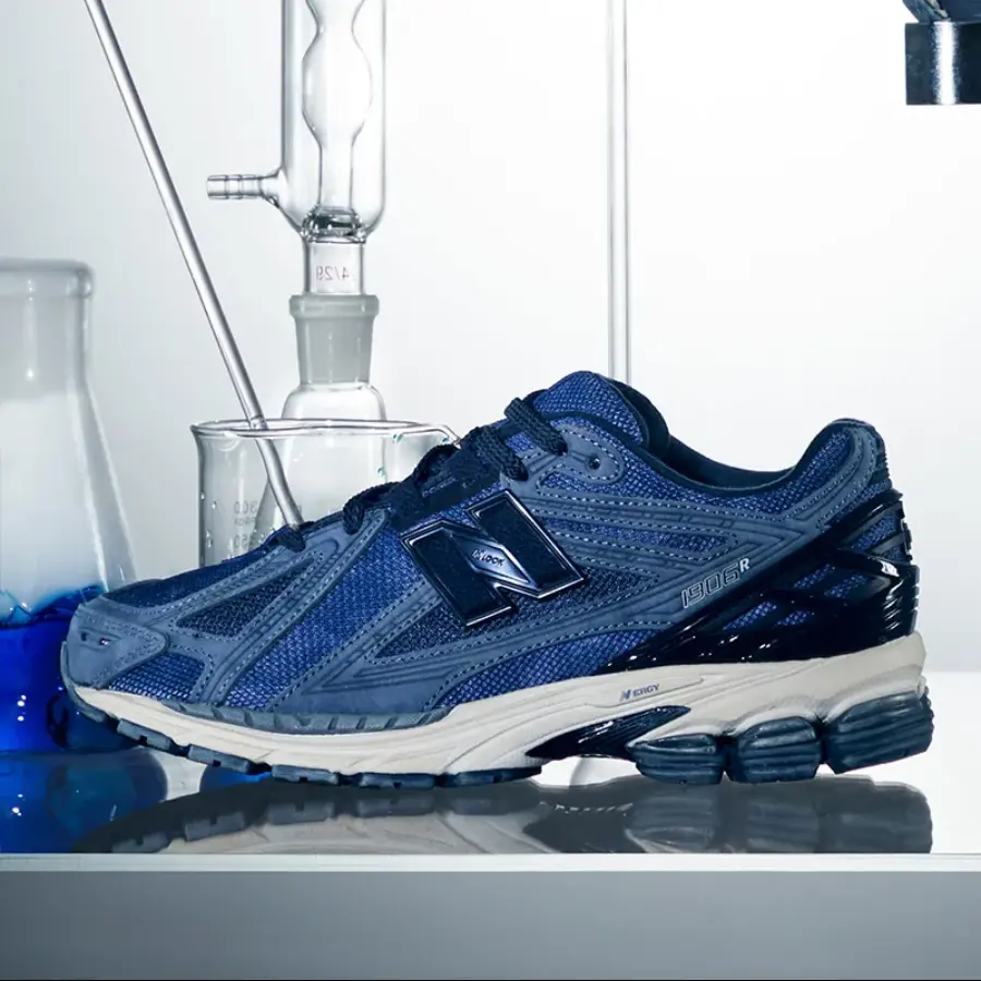 Alternative view of Giày New Balance 1906R 'Sapphire Blue' M1906RDN