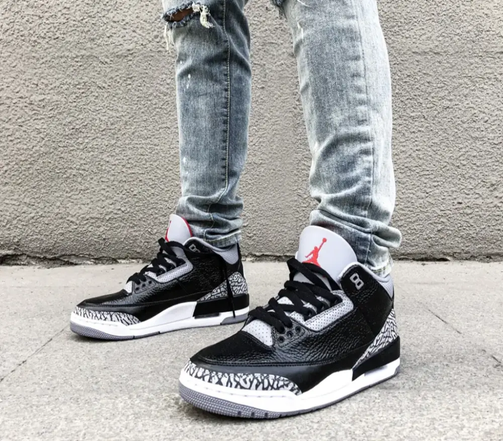 Alternative view of Giày Nike Air Jordan 3 Retro OG 'Black Cement' 2018 854262-001