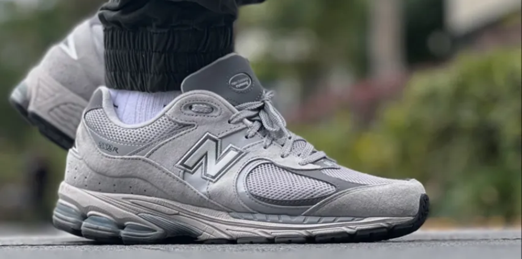 Giày New Balance 2002R 'Grey' ML2002R0 - Ảnh 2