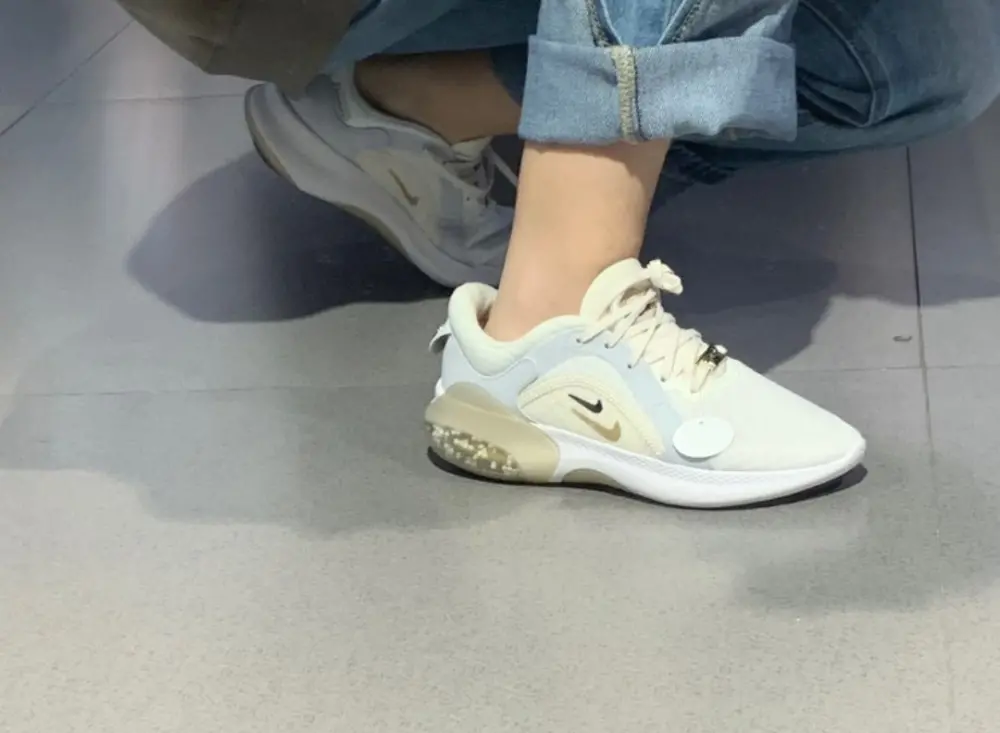 Alternative view of Giày Nike Joyride Dual Run 2 'Waffle One' CZ2860-100