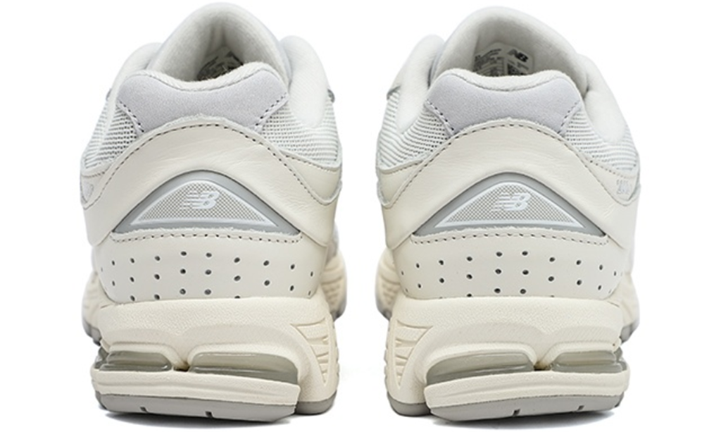 Giày New Balance 2002R 'White Sea Salt' M2002RWP - Ảnh 3