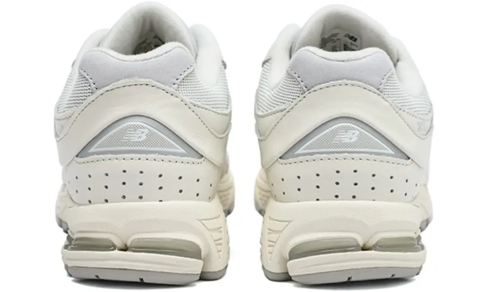 Giày New Balance 2002R 'White Sea Salt' M2002RWP - Ảnh 3
