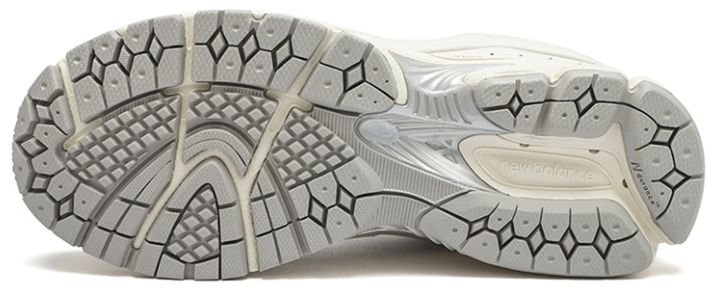 Giày New Balance 2002R 'White Sea Salt' M2002RWP - Ảnh 4