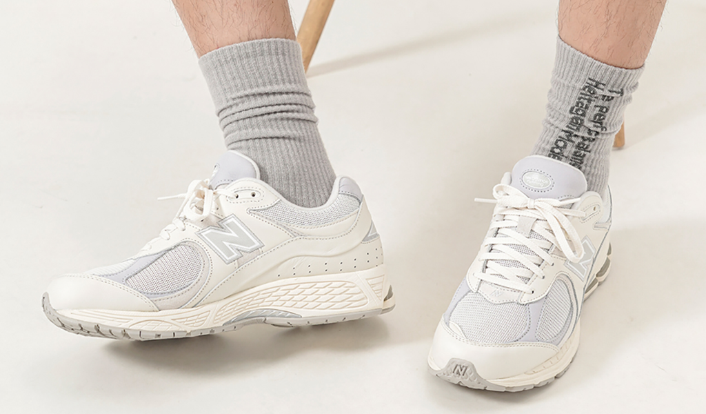 Giày New Balance 2002R 'White Sea Salt' M2002RWP - Ảnh 5