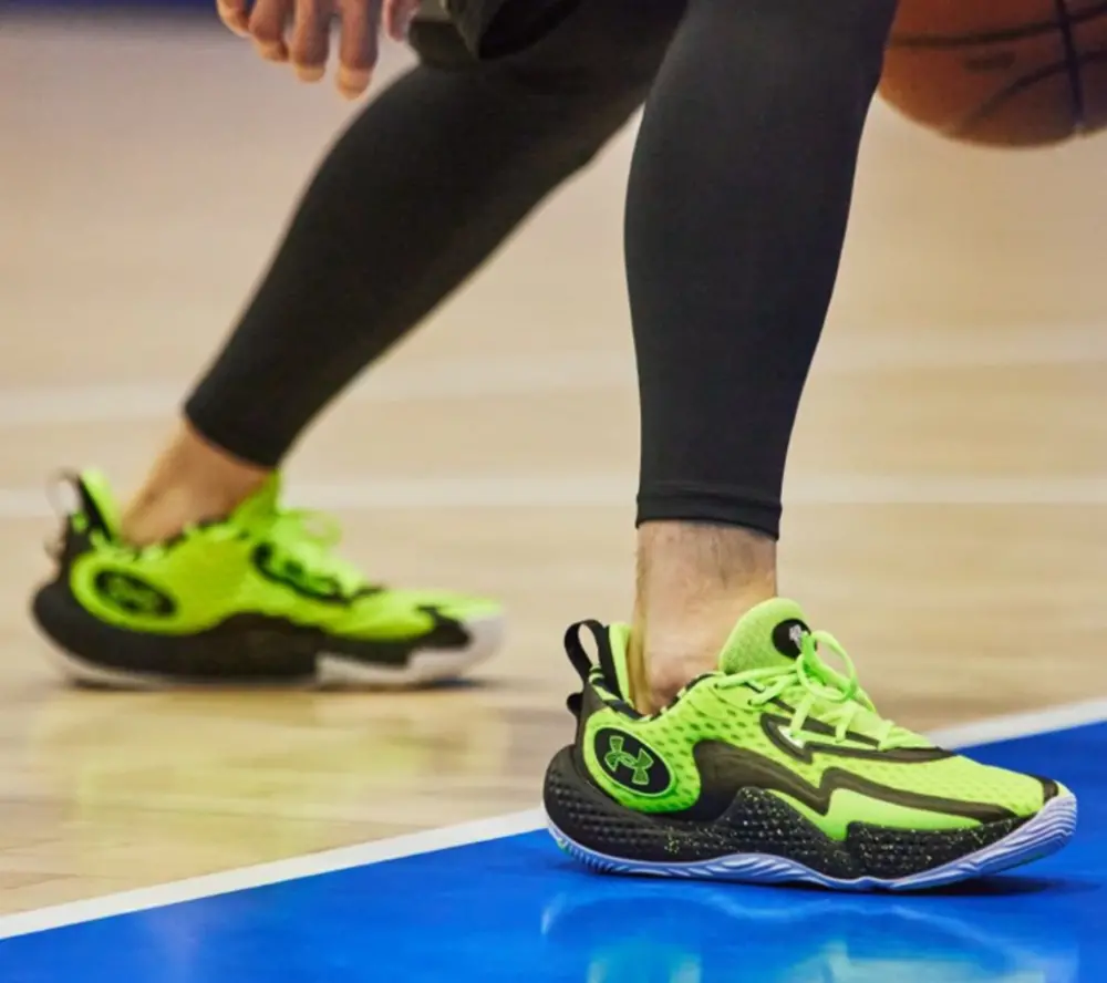 Alternative view of Giày Under Armour Spawn 5 'Let's 3 Green' 3026892-001