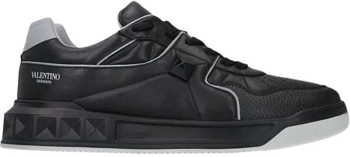 Giày Valentino One Stud Low-Top Nappa Black Gray WY2S0E71NWN00A