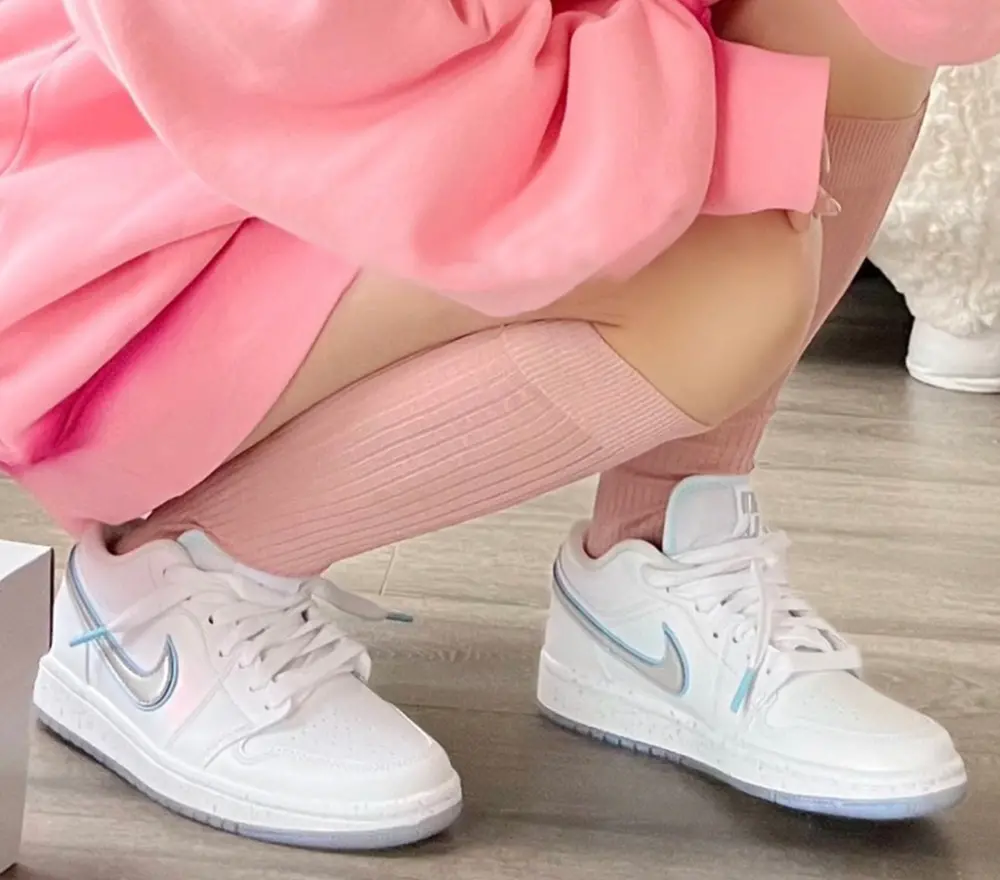 Giày Nike Air Jordan 1 Low SE 'Dare To Fly' FB1874-101 - Ảnh 3