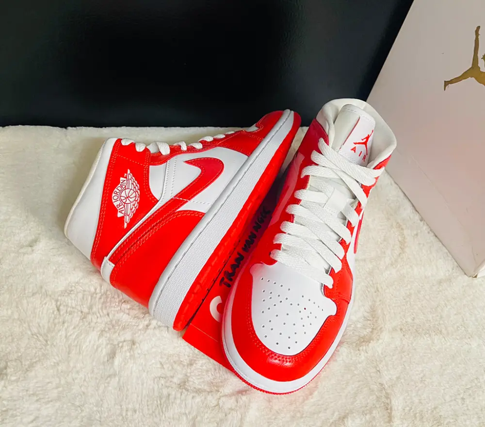 Giày Nike Air Jordan 1 Mid Wmns 'Habanero Red' BQ6472-116 - Ảnh 4