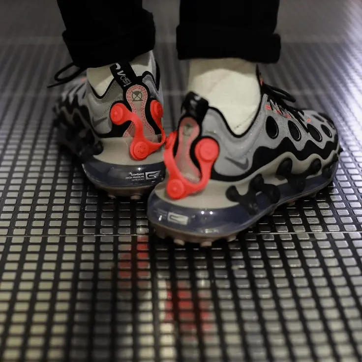 Alternative view of Giày Nike Air Max 720 ISPA 'Metallic Silver Black' CQ6278-001