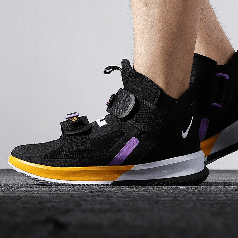 Giày Nike LeBron Soldier 13 'Black Yellow' AR4228-004 - Ảnh 4