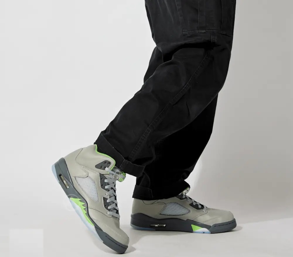 Alternative view of Giày Nike Air Jordan 5 Retro 'Green Bean' DM9014-003