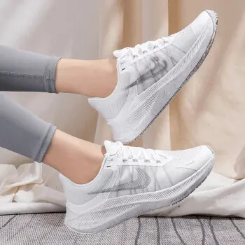 Giày Nike Wmns Zoom Winflo 8 'White Metallic Silver' CW3421-104 - Ảnh 7